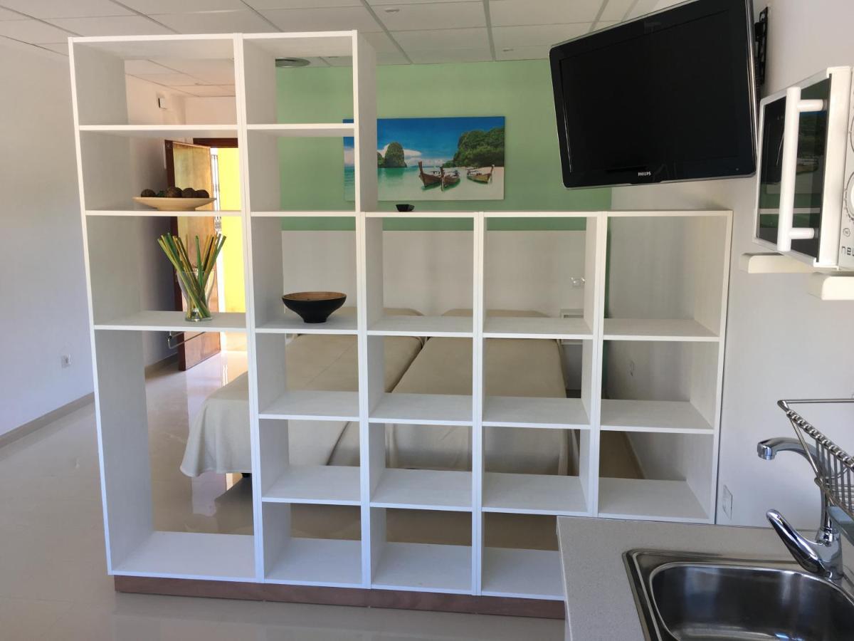 Apartamentos Carmen Teresa Torremolinos Luaran gambar
